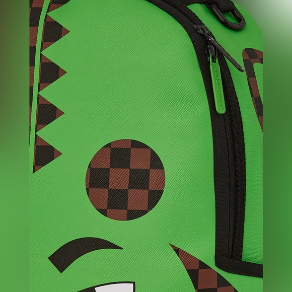 Sprayground GREEN MONEY BEAR DLXSV
BACKPACK - Picture 6 of 9
